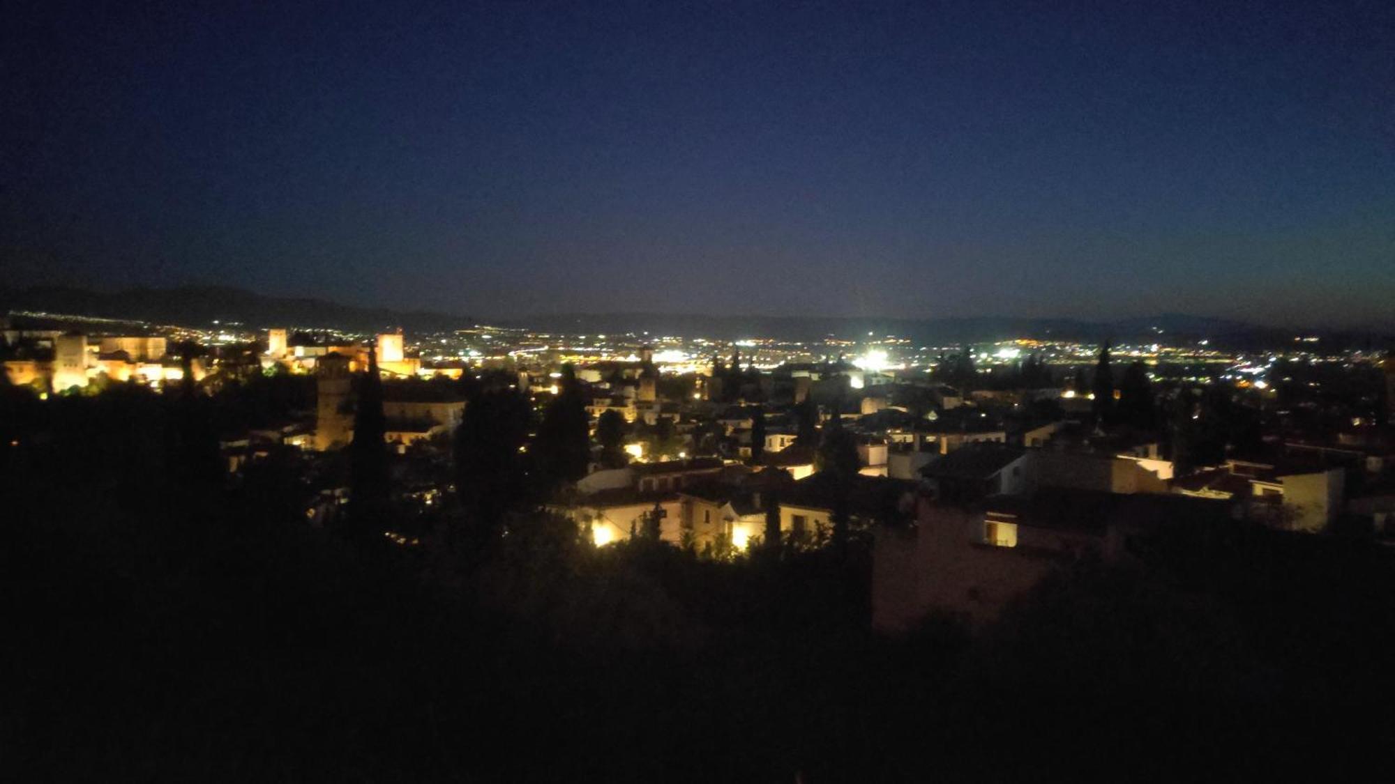 Morente Suena La Alhambra Granada Esterno foto