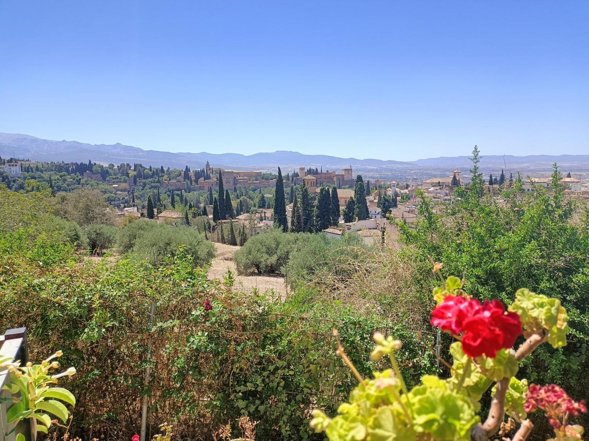 Morente Suena La Alhambra Granada Esterno foto