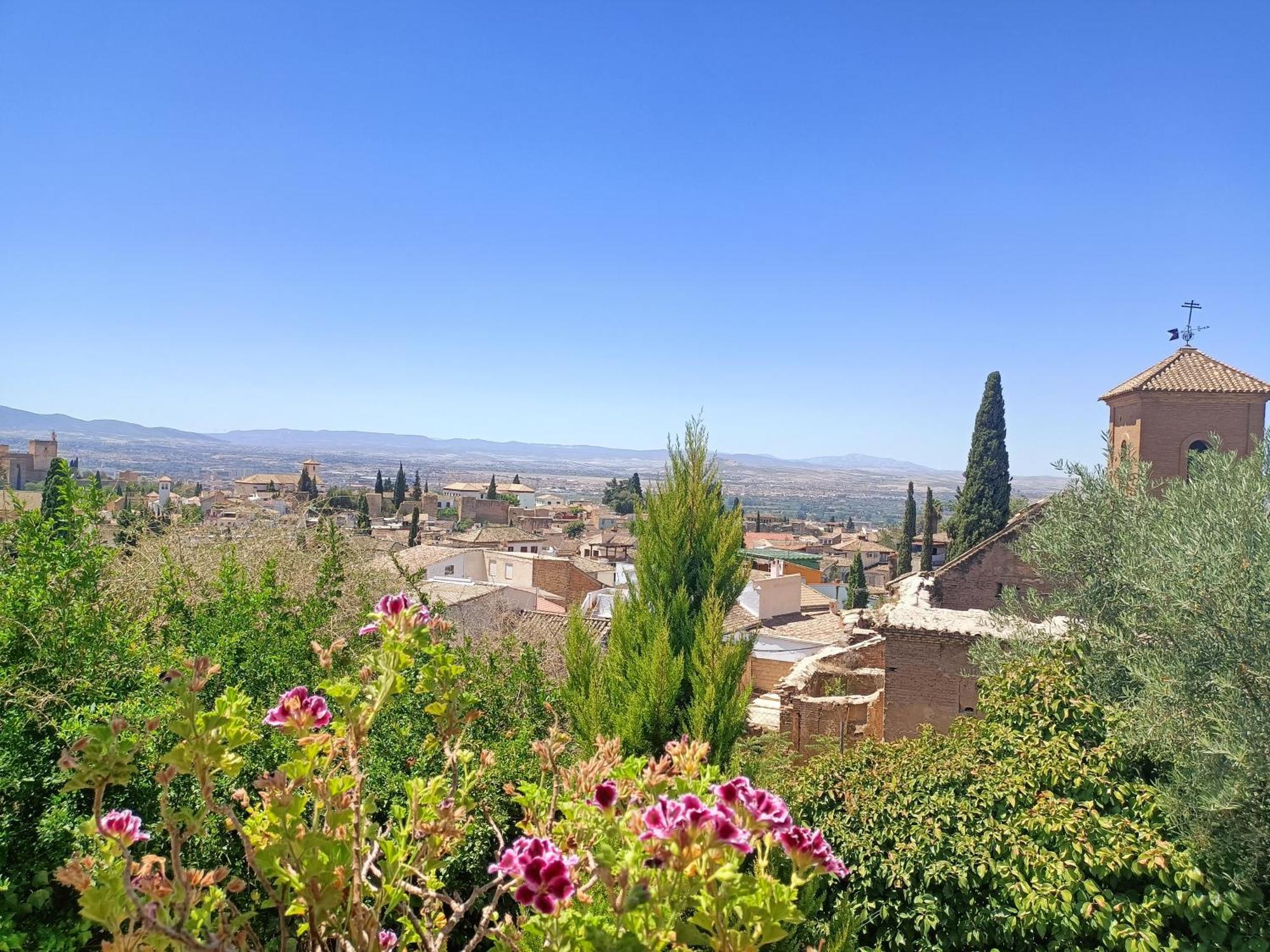 Morente Suena La Alhambra Granada Esterno foto