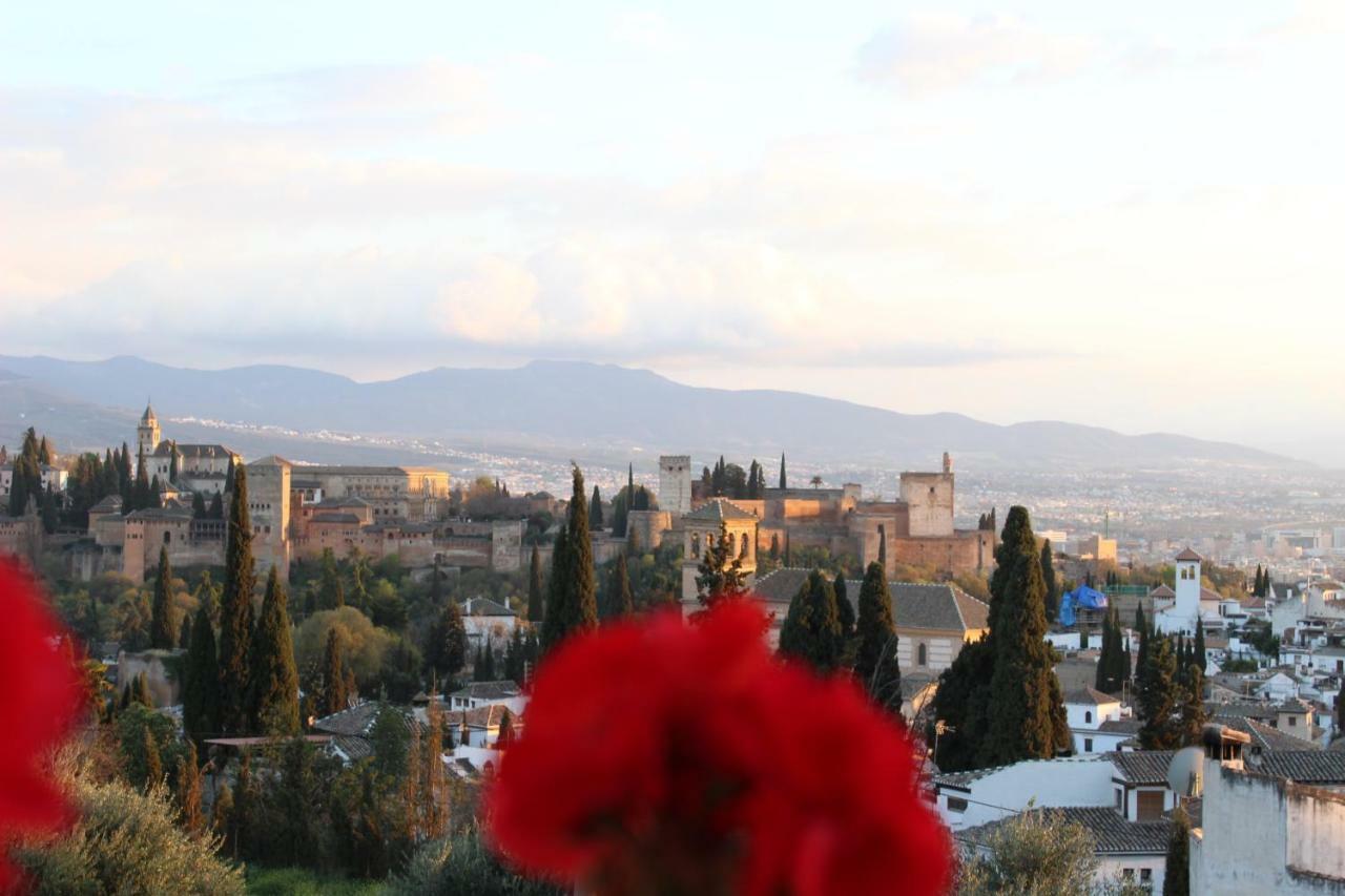 Morente Suena La Alhambra Granada Esterno foto